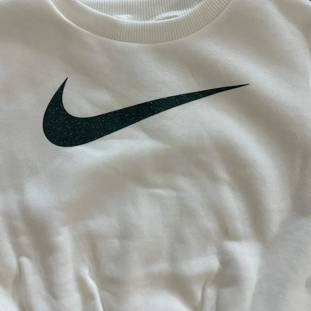 Nike Ivory Crewneck Sweatshirt & Green Leopard Pants Set Girls Size 4T NWT